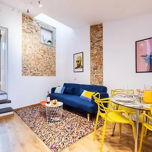 https://historic-center-renovated-apartment-amazing-location-ac.it-tuscanyhotel.com